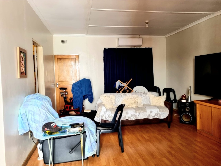4 Bedroom Property for Sale in El Toro Park Northern Cape